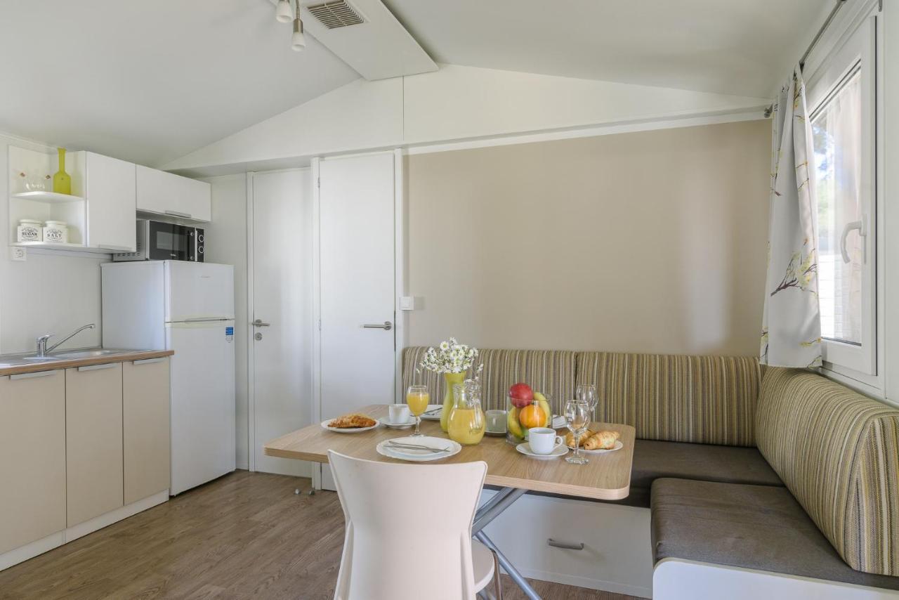 Salve Croatia Mobile Homes In Amadria Park Trogir Seget Vranjica Exterior foto