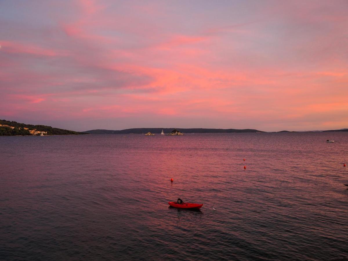 Salve Croatia Mobile Homes In Amadria Park Trogir Seget Vranjica Exterior foto